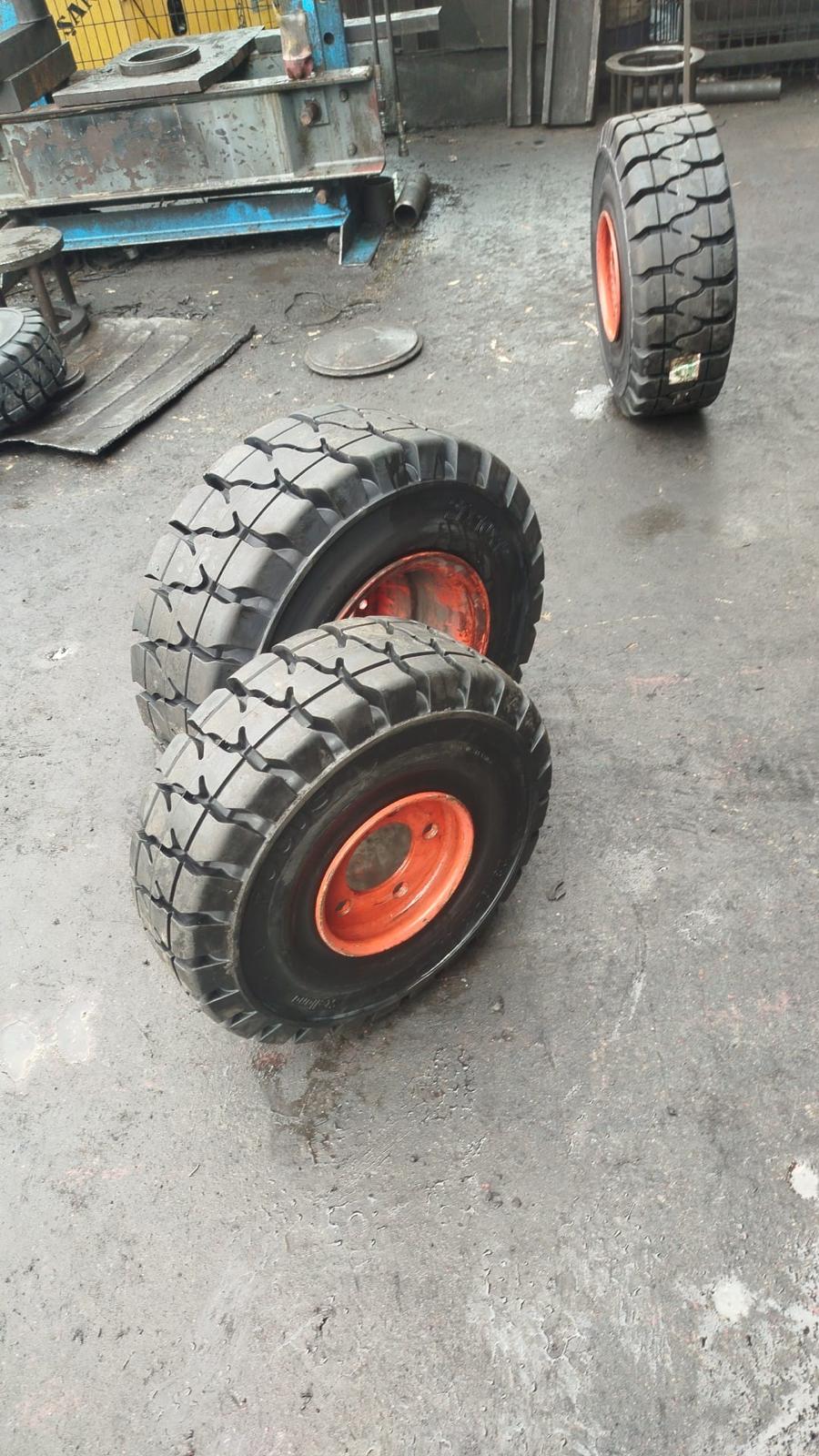 Forklift Lastik Pres ve Satış